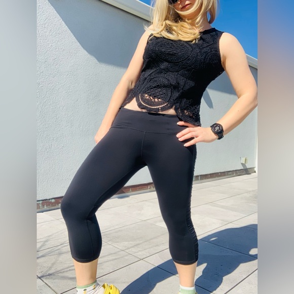 Lululemon Older Leggings Ultimate Comfort Flexibility Rushed Side Black 10 - Picture 8 of 16